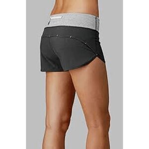 234- EUC Size 4 Lululemon Run: Speed Short